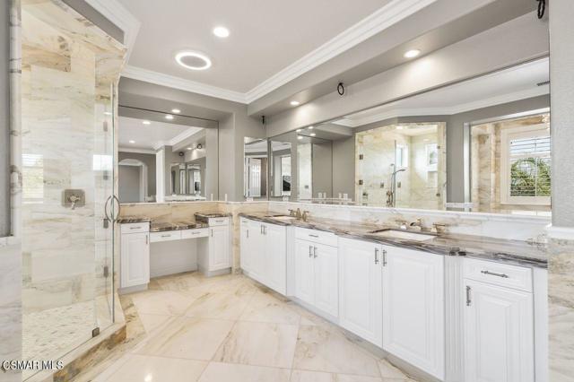 5 Bed Home for Sale in Thousand Oaks, California