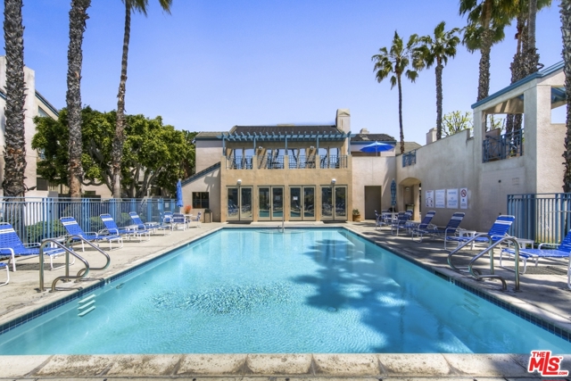 3 Bed Home for Sale in Culver City, California