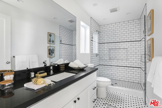 3 Bed Home for Sale in Los Angeles, California