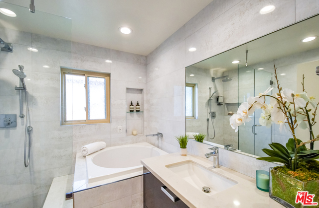 26910 Lunada Circle Drive, Rancho Palos Verdes, California 90275, 4 Bedrooms Bedrooms, ,2 BathroomsBathrooms,Residential,Sold,Lunada Circle,21713154