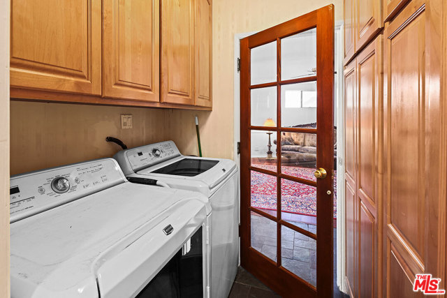3 Bed Home for Sale in Lake Balboa, California