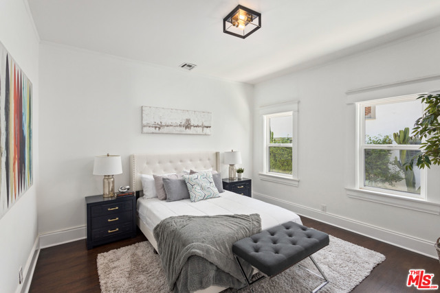 3 Bed Home for Sale in Los Angeles, California
