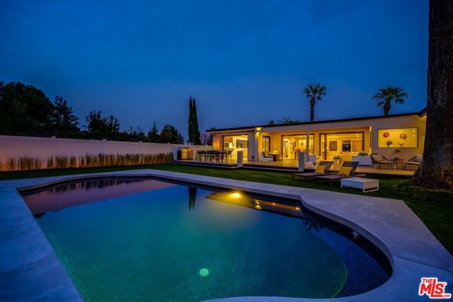 4 Bed Home for Sale in Encino, California
