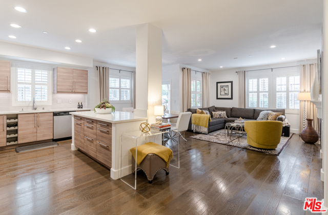 2 Bed Home for Sale in Playa Vista, California