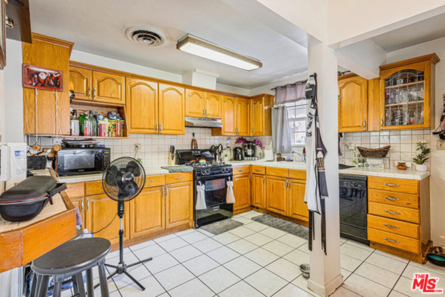 4 Bed Home for Sale in Panorama City, California