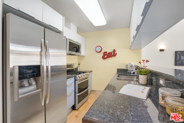 3 Bed Home for Sale in Venice, California