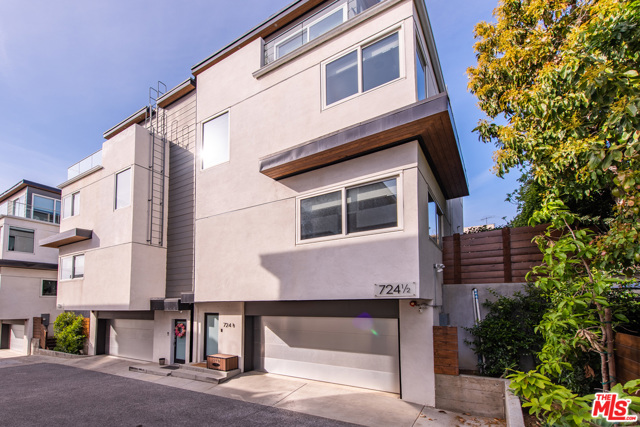 3 Bed Home for Sale in Los Angeles, California