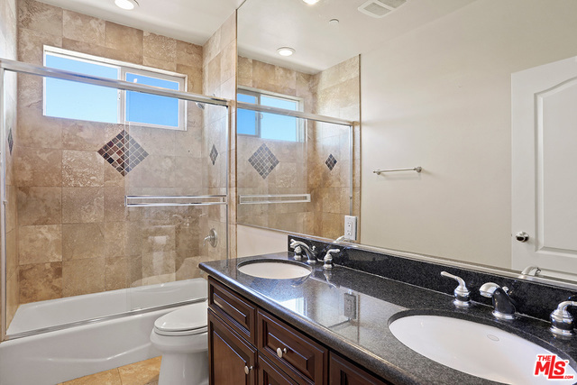 2022 RUHLAND Avenue, Redondo Beach, California 90278, 5 Bedrooms Bedrooms, ,3 BathroomsBathrooms,Residential,Sold,RUHLAND,18324606