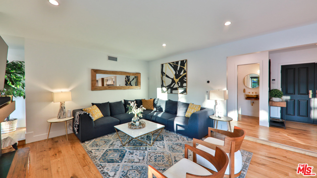 4 Bed Home for Sale in Encino, California