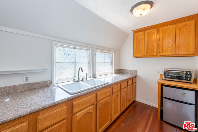 3 Bed Home for Sale in Beverly Hills, California