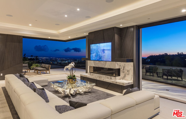 Photo of 1469 BEL AIR Road, Los Angeles, CA 90077