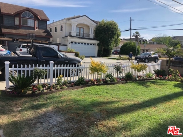 2203 Warfield Avenue, Redondo Beach, California 90278, ,Residential Income,Sold,Warfield,20624850