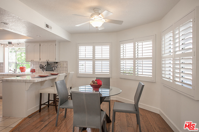 Breakfast Nook