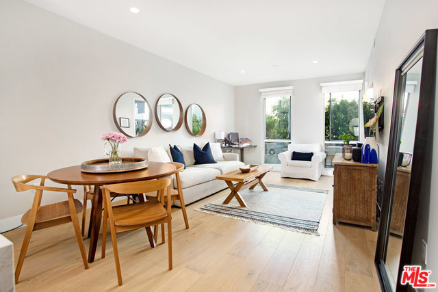 1920 Pacific Coast Highway, Redondo Beach, California 90277, 2 Bedrooms Bedrooms, ,2 BathroomsBathrooms,Residential,Sold,Pacific Coast Highway,20571704