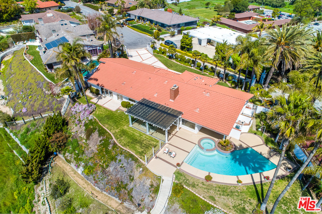 61 OCEANAIRE Drive, Rancho Palos Verdes, California 90275, 3 Bedrooms Bedrooms, ,3 BathroomsBathrooms,Residential,Sold,OCEANAIRE,19451576