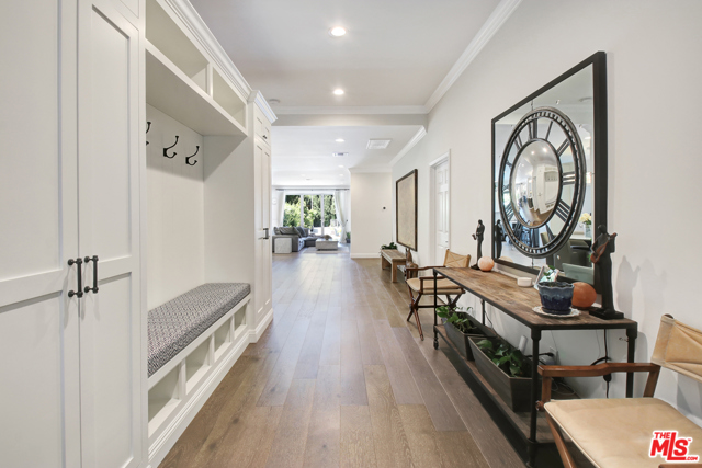 4 Bed Home for Sale in Studio City, California