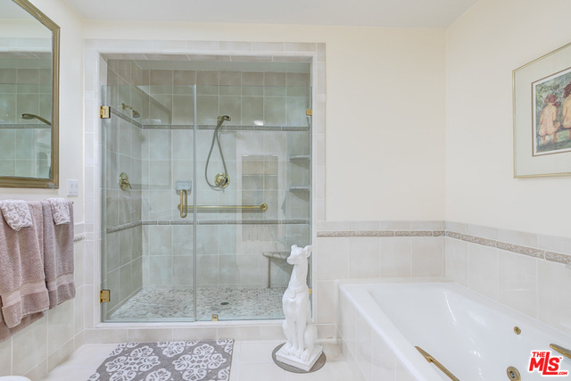 61 OCEANAIRE Drive, Rancho Palos Verdes, California 90275, 3 Bedrooms Bedrooms, ,3 BathroomsBathrooms,Residential,Sold,OCEANAIRE,19451576