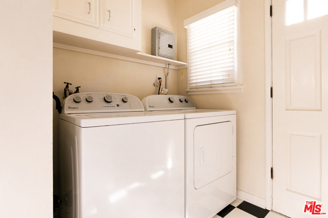  Income Home for Sale in Los Angeles, California