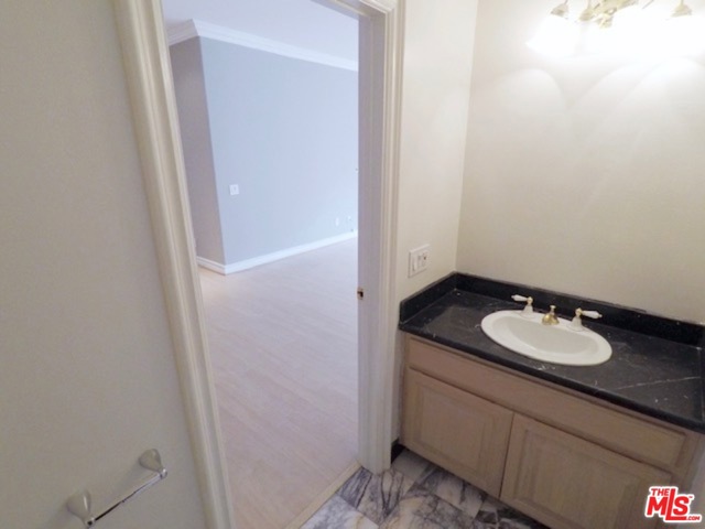 3 Bed Home for Sale in Beverly Hills, California
