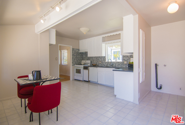 1605 FAYMONT Avenue, Manhattan Beach, California 90266, 4 Bedrooms Bedrooms, ,2 BathroomsBathrooms,Residential,Sold,FAYMONT,18365678