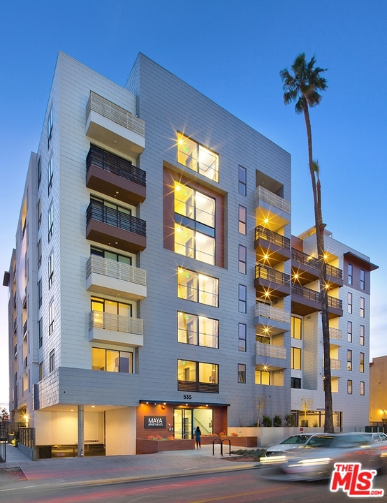 Photo of 535 S KINGSLEY Drive, Los Angeles, CA 90020