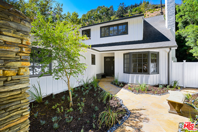 3 Bed Home for Sale in Beverly Hills, California