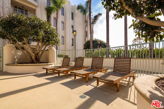 2 Bed Home for Sale in Playa Vista, California