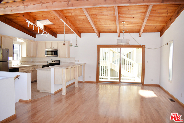 122 BAYVIEW Drive, Hermosa Beach, California 90254, 3 Bedrooms Bedrooms, ,2 BathroomsBathrooms,Residential,Sold,BAYVIEW,18324854