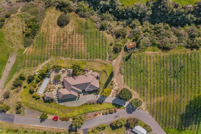 Photo of 2635 Vista de Palomar, Fallbrook, CA 92028