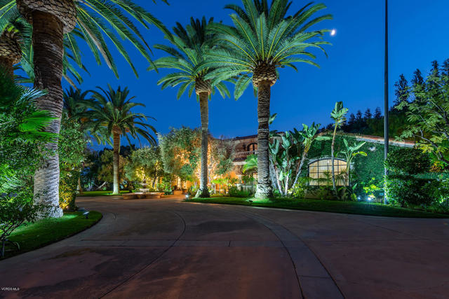 6 Bed Home for Sale in Westlake Village, California