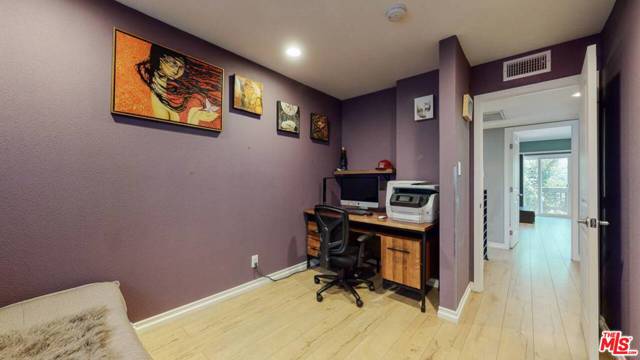 3 Bed Home for Sale in Studio City, California