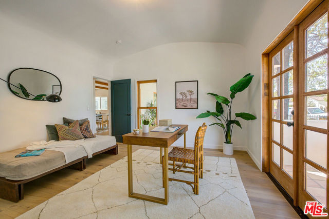4 Bed Home for Sale in Los Angeles, California