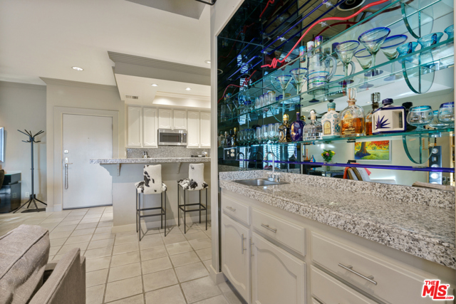 2 Bed Home for Sale in Valley Village, California