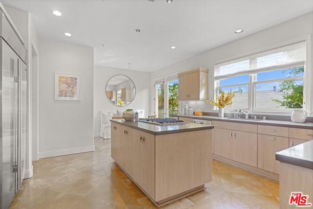 3 Bed Home for Sale in Santa Monica, California