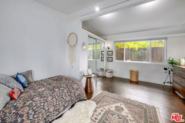 4 Bed Home for Sale in Sherman Oaks, California