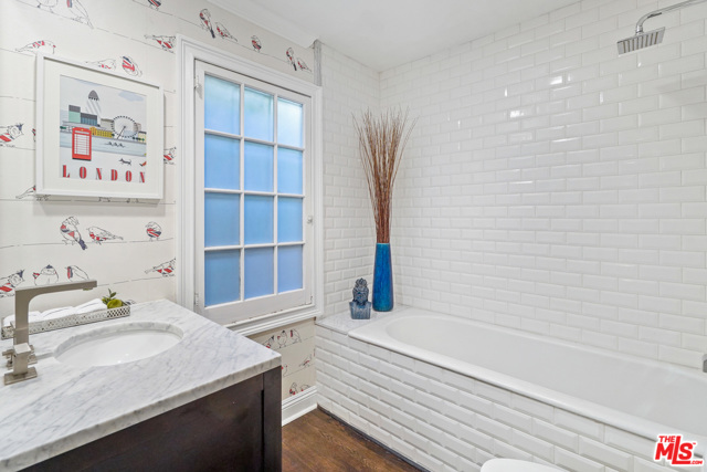 3 Bed Home for Sale in Los Angeles, California