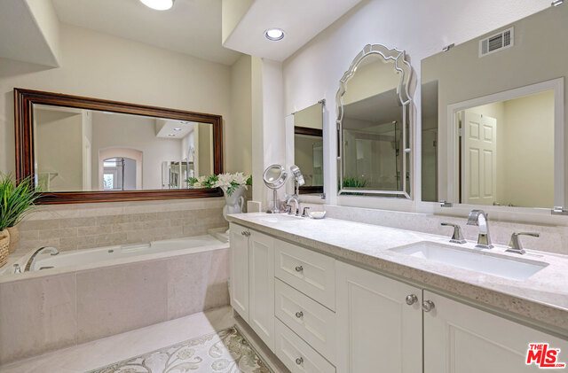 3 Bed Home for Sale in Pacific Palisades, California