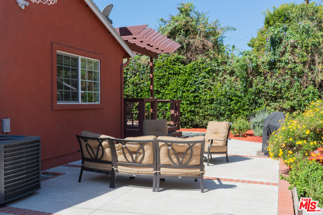 4 Bed Home for Sale in Encino, California
