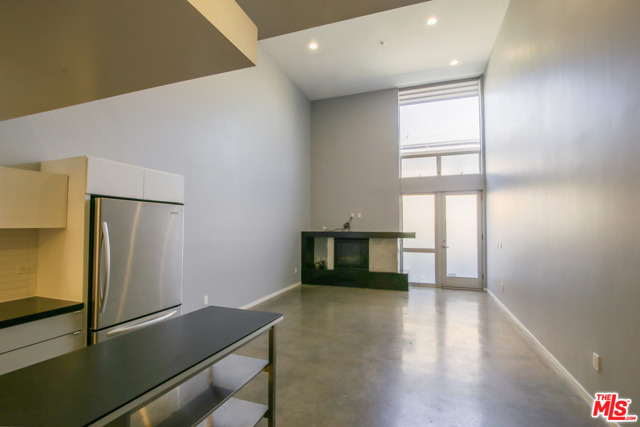 2 Bed Home for Sale in Los Angeles, California