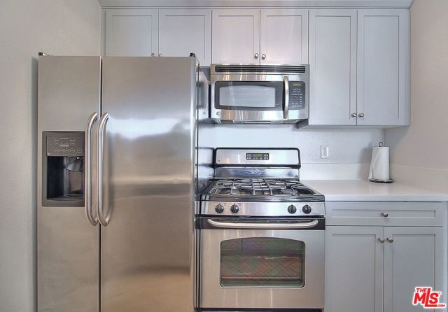 2 Bed Home for Sale in Los Angeles, California
