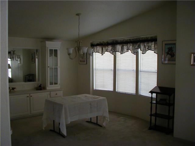 http://media.crmls.org/mediaz/BD5692FD-8F86-4B4E-BDE0-EAD5F50D67C6.jpg