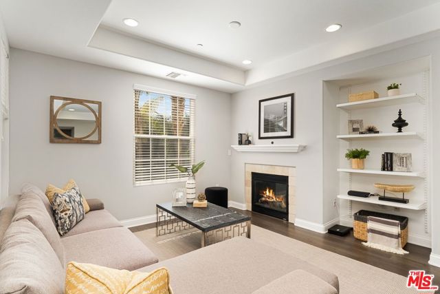 2 Bed Home for Sale in Playa Vista, California