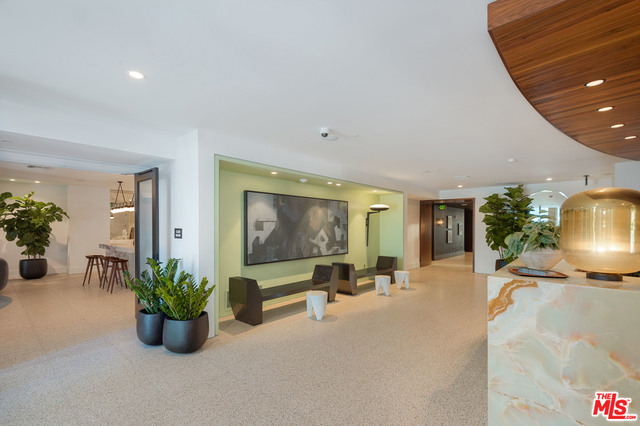 1 Bed Home for Sale in Los Angeles, California