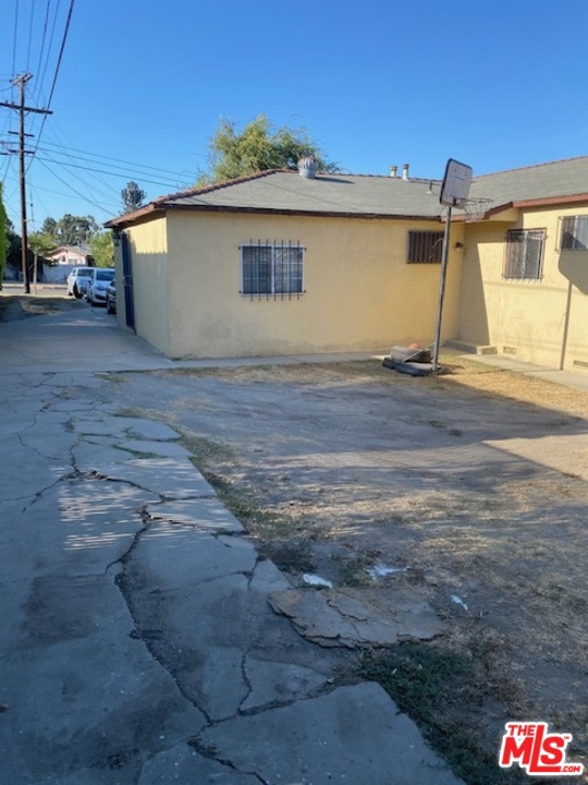  Income Home for Sale in Los Angeles, California