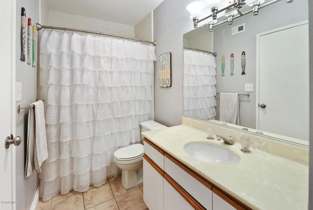 2 Bed Home for Sale in Agoura Hills, California
