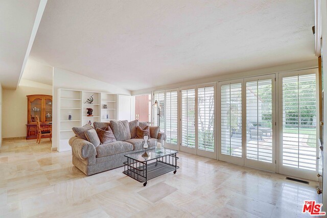 5465 MIDDLECREST Road, Rancho Palos Verdes, California 90275, 4 Bedrooms Bedrooms, ,2 BathroomsBathrooms,Residential,Sold,MIDDLECREST,19465646