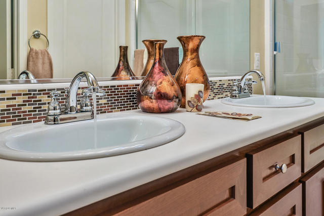 2 Bed Home for Sale in Thousand Oaks, California