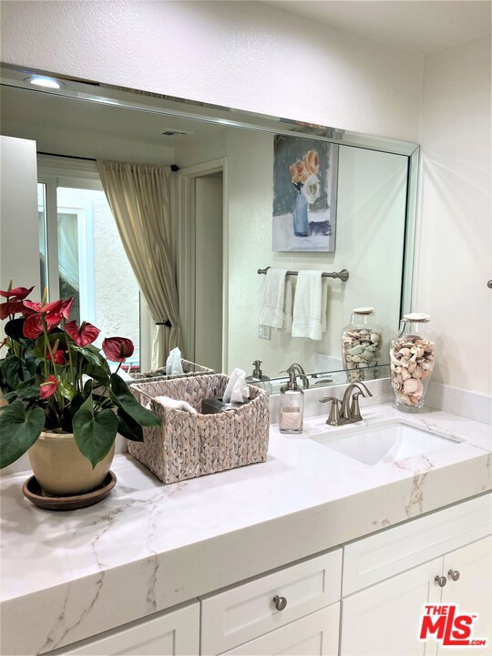 2 Bed Home for Sale in Westlake Village, California