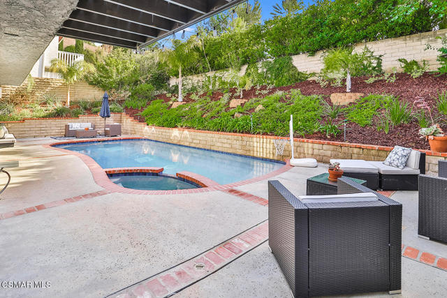5 Bed Home for Sale in Agoura Hills, California