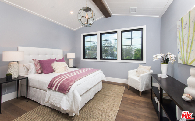6 Bed Home for Sale in Pacific Palisades, California